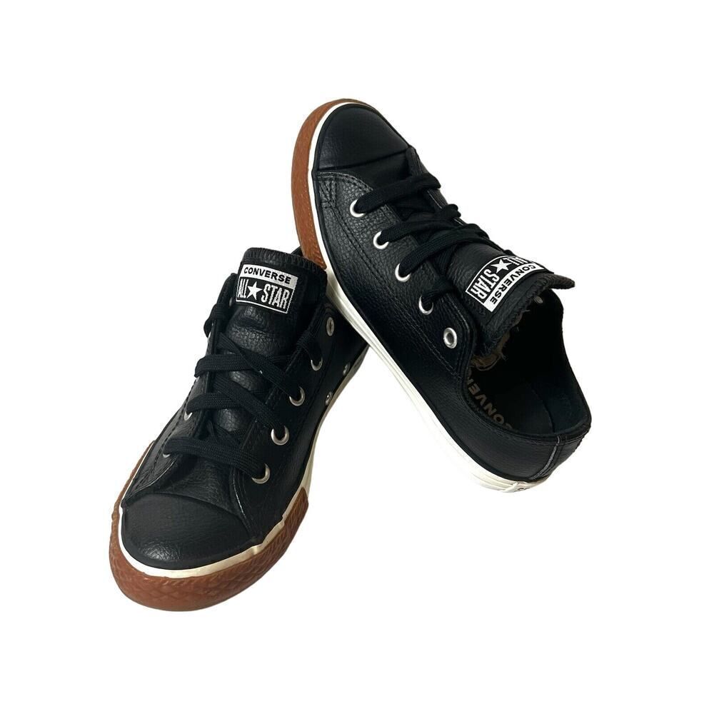 Converse All Star Kids Sz 2 Black Leather Low Top Lace Up Comfort Casual Sneaker